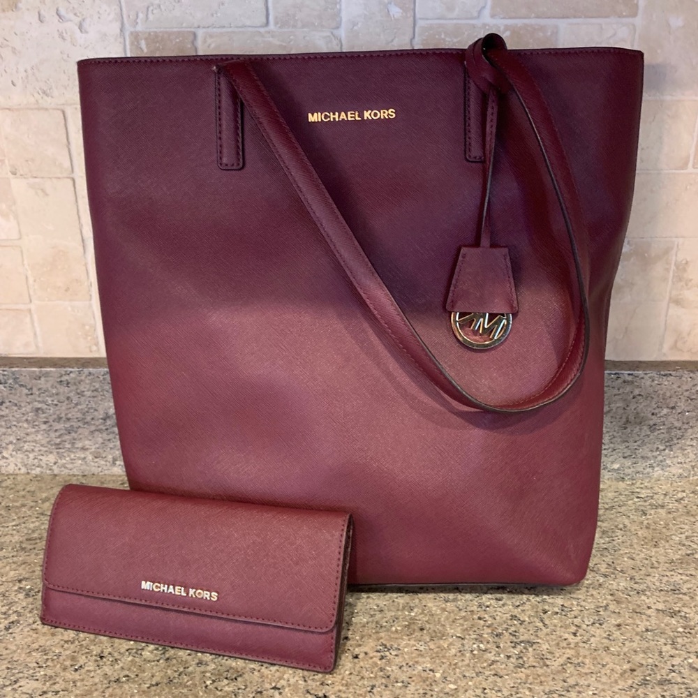 Michael Kors Purse and matching wallet